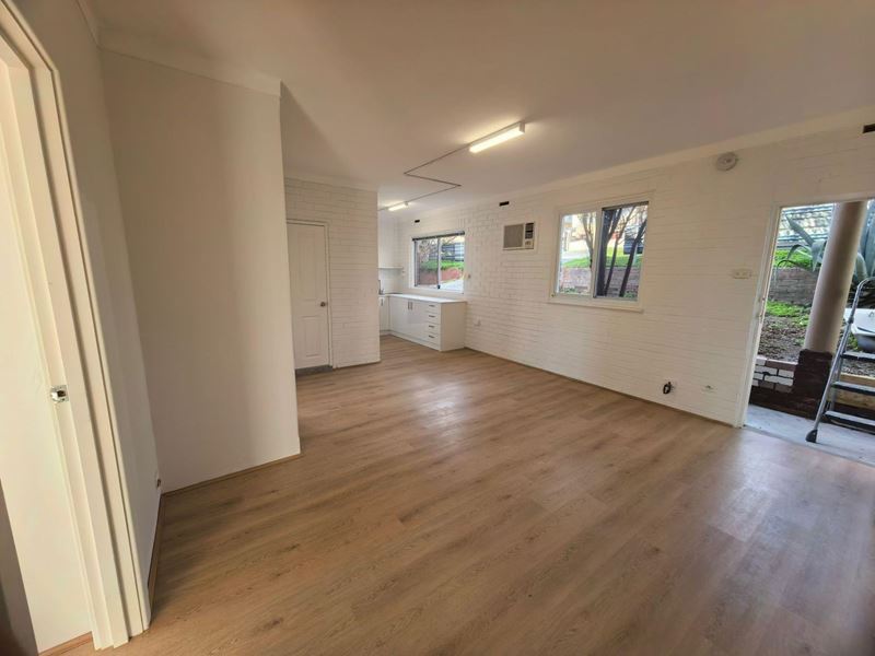1/51 Leonora Street, Como WA 6152