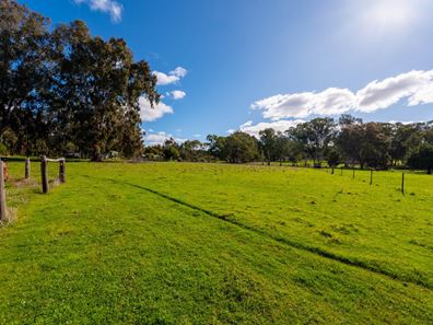185 Ilbery Street, Beechina WA 6556