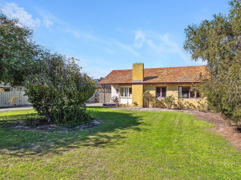 28 Hoskin Street, Cloverdale WA 6105