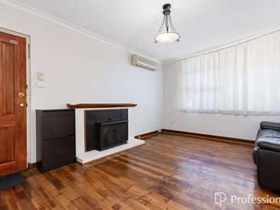 16 Wavel Avenue, Riverton WA 6148
