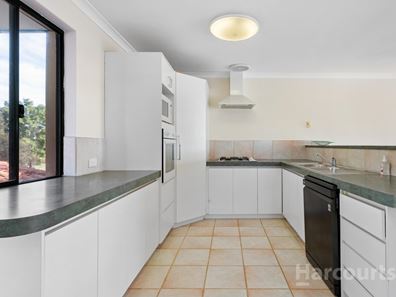 49 Waterside Drive, Dudley Park WA 6210