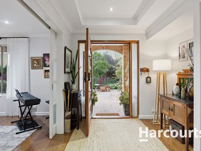 11 Carpenter Chase, Wanneroo WA 6065