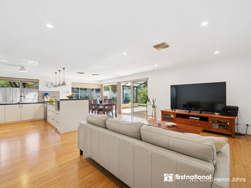 20 Brooke Gardens, Bateman