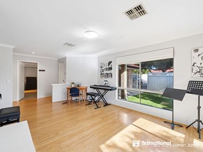 20 Brooke Gardens, Bateman WA 6150