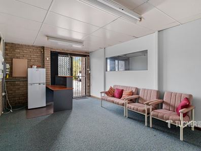1/10 Hendon Way, Kelmscott WA 6111
