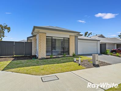 122 Lakewood Parkway, Coodanup WA 6210