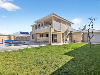 17 Fernando Parkway, Iluka WA 6028