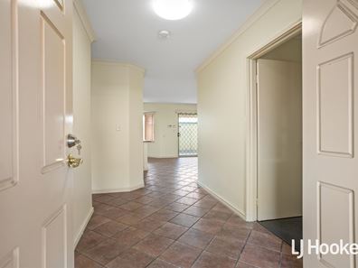 5/11 Highbury Crescent, Beckenham WA 6107