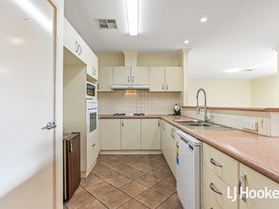5/11 Highbury Crescent, Beckenham WA 6107