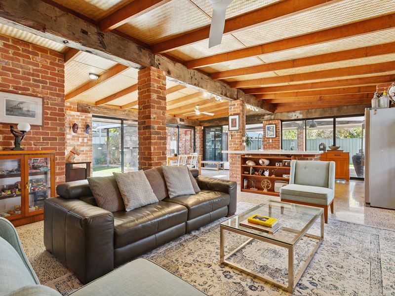 1A Robann Way, Morley WA 6062