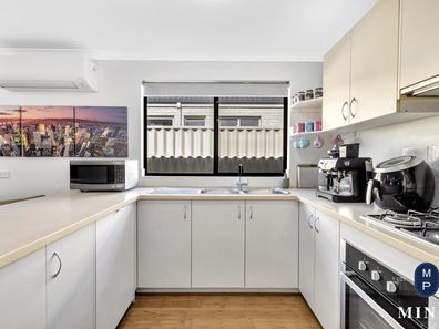 23 Bramshott Approach, Butler WA 6036