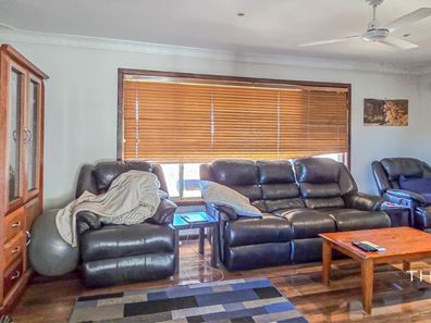 16 Cornell Place, Kalbarri WA 6536