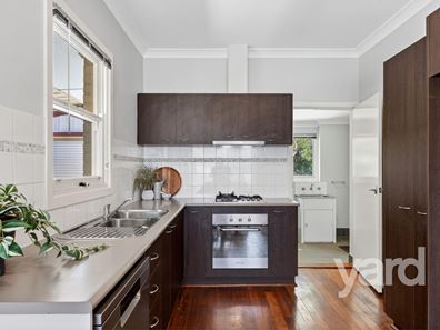 24 Simons Street, Coolbellup WA 6163