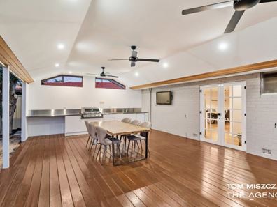 13 Weir Crescent, Beckenham WA 6107