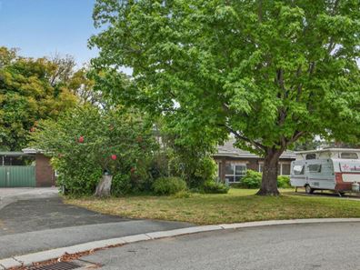13 Natasha Way, Camillo WA 6111
