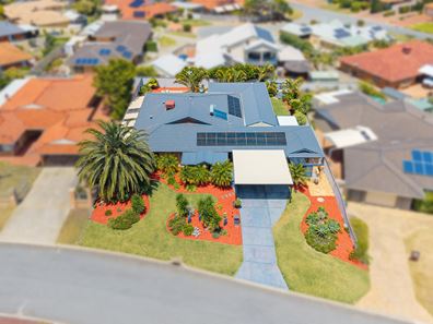 3 Quadrant Rise, Halls Head WA 6210
