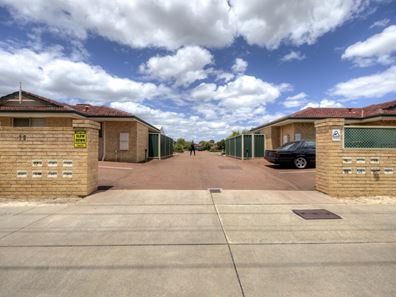 16/15 Spring Avenue, Midland WA 6056
