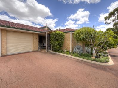 16/15 Spring Avenue, Midland WA 6056