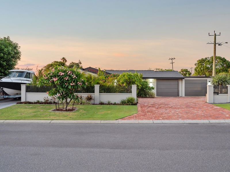 1 Airlie Street, Kallaroo WA 6025