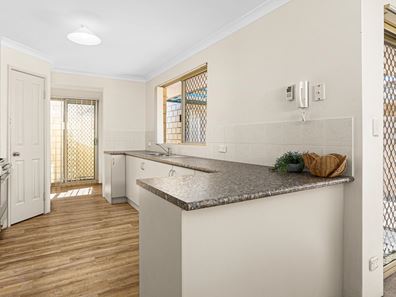 7/308 Streich Avenue, Armadale WA 6112