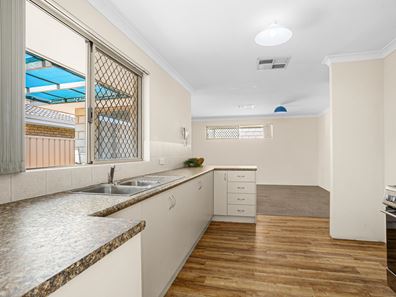 7/308 Streich Avenue, Armadale WA 6112