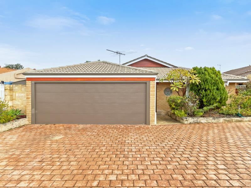 2B Rio Marina Way, Mindarie WA 6030