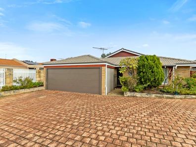 2B Rio Marina Way, Mindarie WA 6030