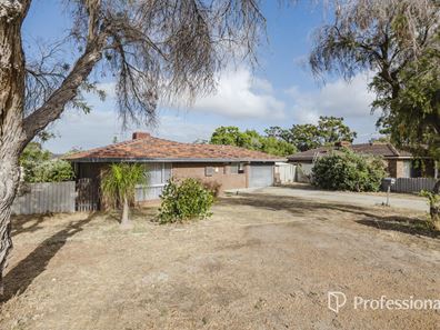 7 Wingham Street, Marangaroo WA 6064
