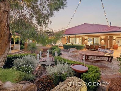 2 Garran Loop, Henley Brook WA 6055