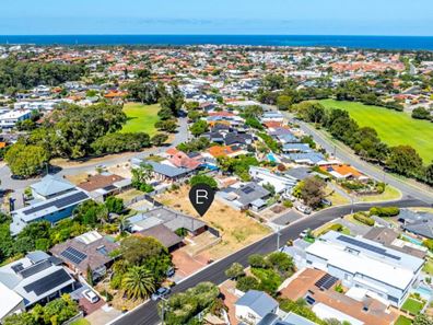 10b Monkhouse Way, Hillarys WA 6025
