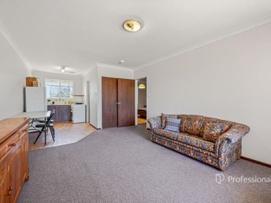 12A Thomas Avenue, Geraldton WA 6530