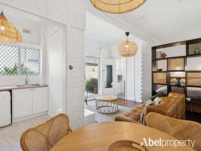 11/15 Eric Street, Cottesloe WA 6011
