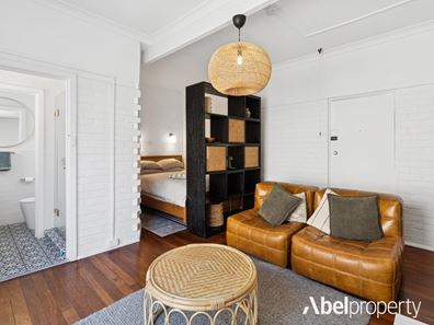 11/15 Eric Street, Cottesloe WA 6011