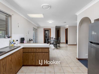 9 Morgan Place, South Bunbury WA 6230