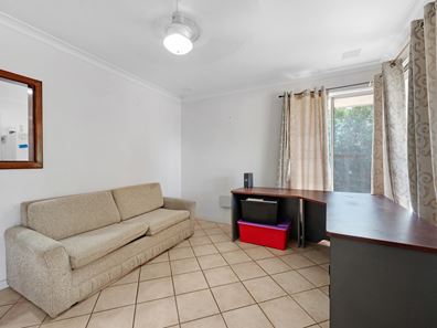 4 Phillip Place, Utakarra WA 6530