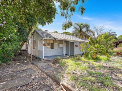31 Mandogalup Road, Mandogalup WA 6167