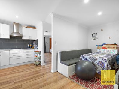 8 Mintern Court, Thornlie WA 6108