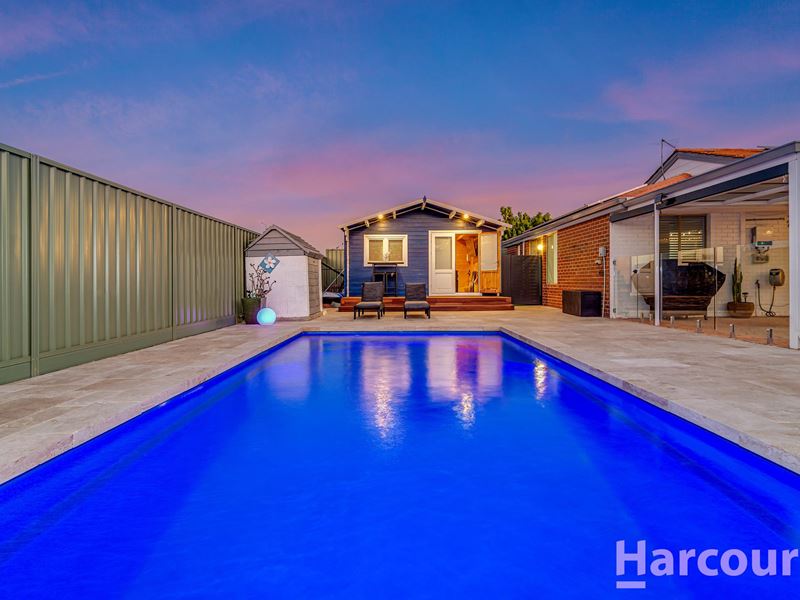 9 Alliance Court, Currambine WA 6028