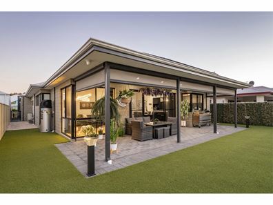 51 Ballyneal Loop, Dunsborough WA 6281
