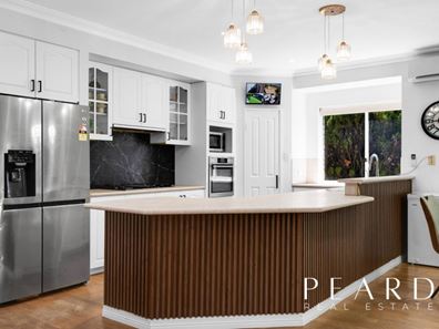21 Woolmers Loop, Landsdale WA 6065