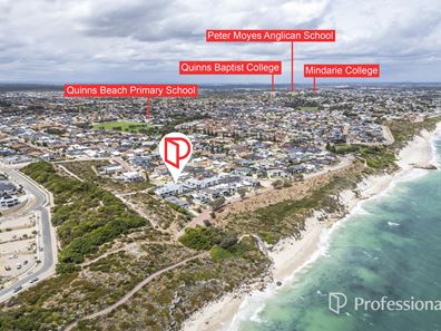 4/17 Royal James Court, Quinns Rocks WA 6030