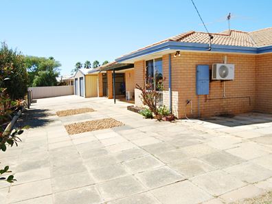 8 Boaz Street, Karloo WA 6530