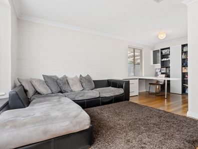 34 Bibra Drive, Bibra Lake WA 6163