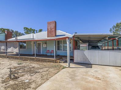 39 Long Street, Moora WA 6510