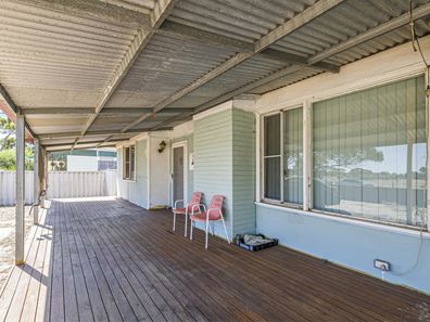 39 Long Street, Moora WA 6510