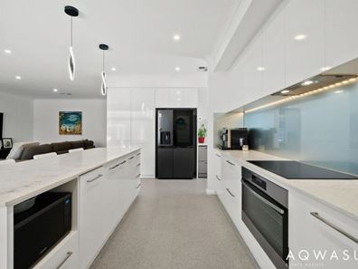 47 Crystaluna Drive, Golden Bay WA 6174