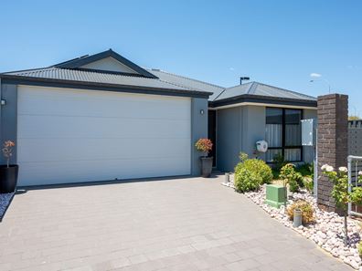 26 Gossan Chase, Piara Waters WA 6112