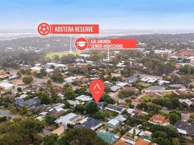 11 Blamire Road, Kalamunda WA 6076