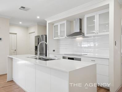 23 Mclaren Avenue, Beeliar WA 6164