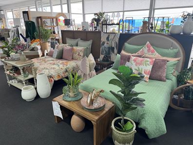 Retail - Albany Icon Business